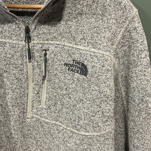North Face Men's 1/4 Zip Pullover Size Medium - Picture 3 of 7